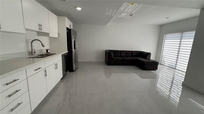 Photo - 14571 SW 261st St