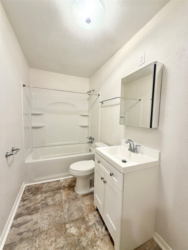 Photo - 119 Oak Dr