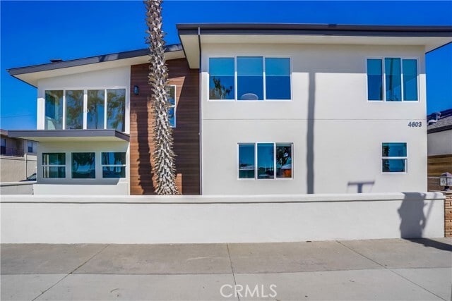 Building Photo - 4605 E Ocean Blvd