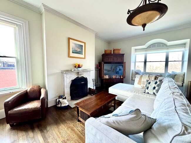 Photo - 4 Monument Sq Unit 6