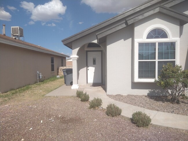 Photo - 3920 Tierra Marfil Rd