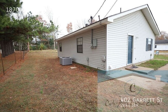 Photo - 402 Garrett St