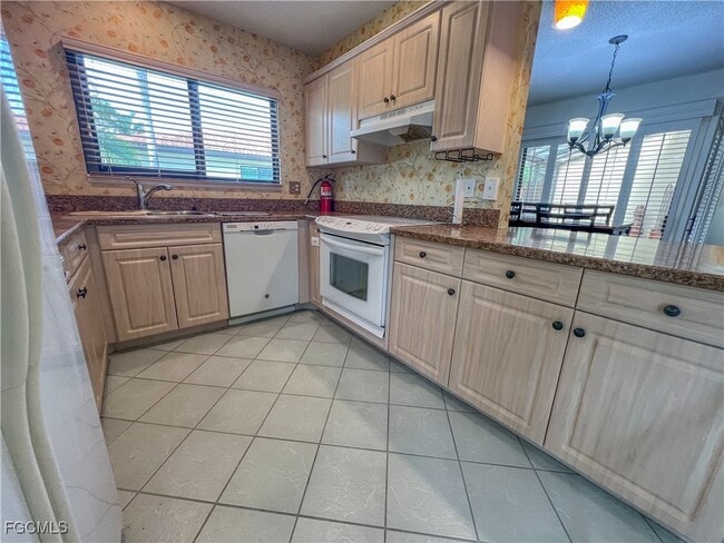 Photo - 1426 Park Shore Cir