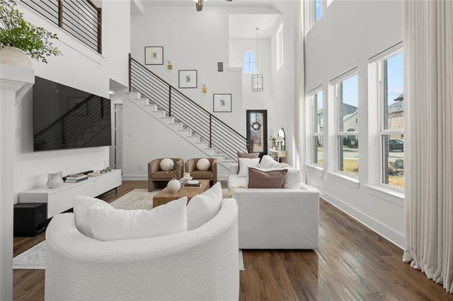 Photo - 2712 Epping Wy