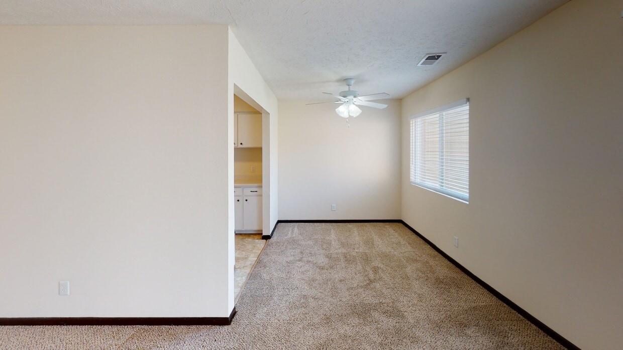Photo - Fox Run Apartments