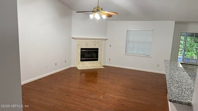 Photo - 1872 Suwannee River Dr