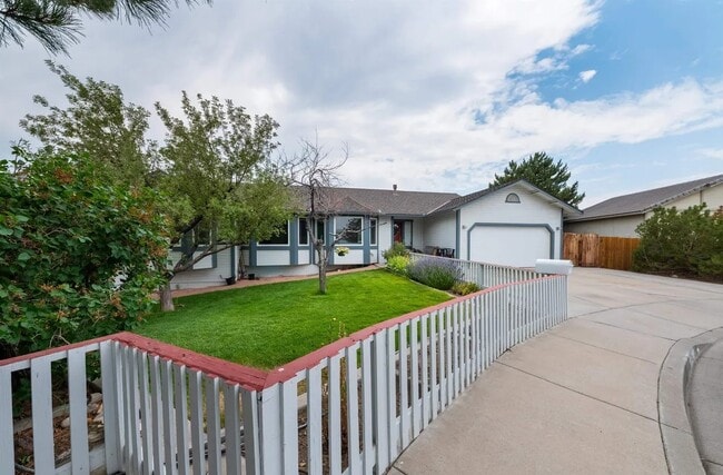 Photo - 932 University Ridge Ct