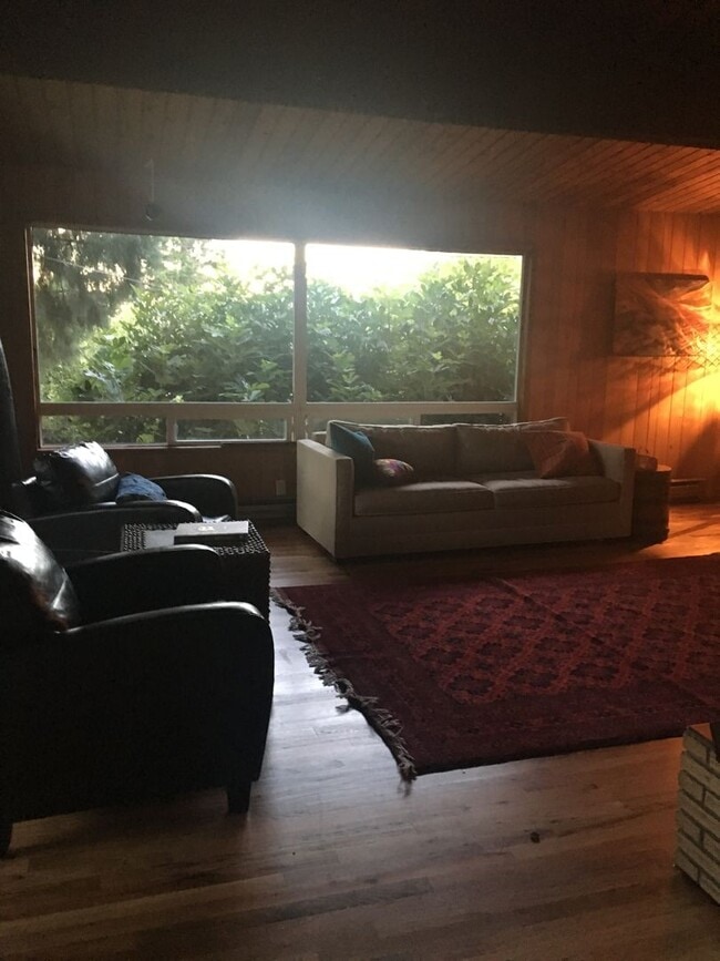 Photo - 3240 NW Elmwood Dr
