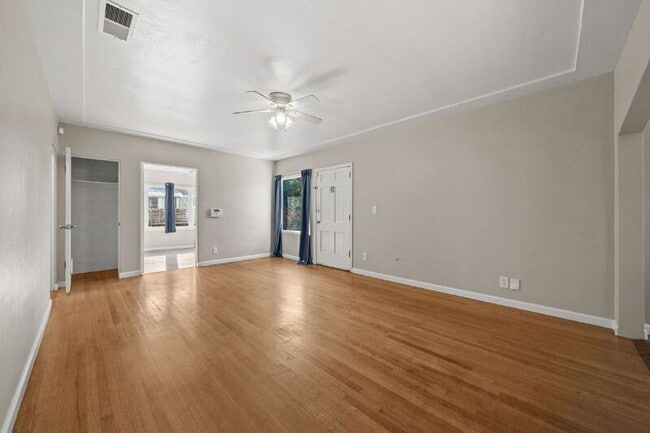 Photo - 7105 Central Ave