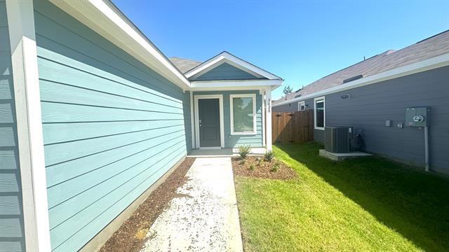 Photo - 3420 Flicker Ln