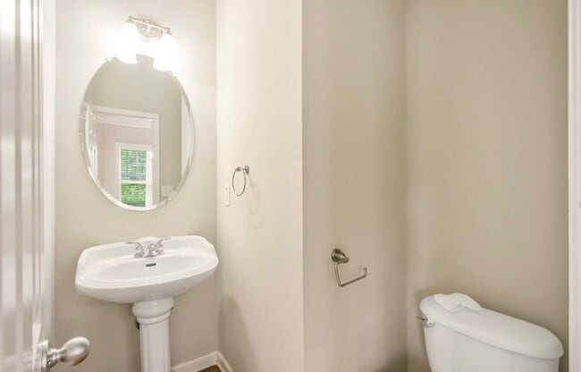 Photo - 2509 Brentford Pl