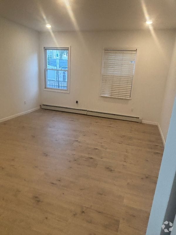 Building Photo - 155 16th Ave Rental