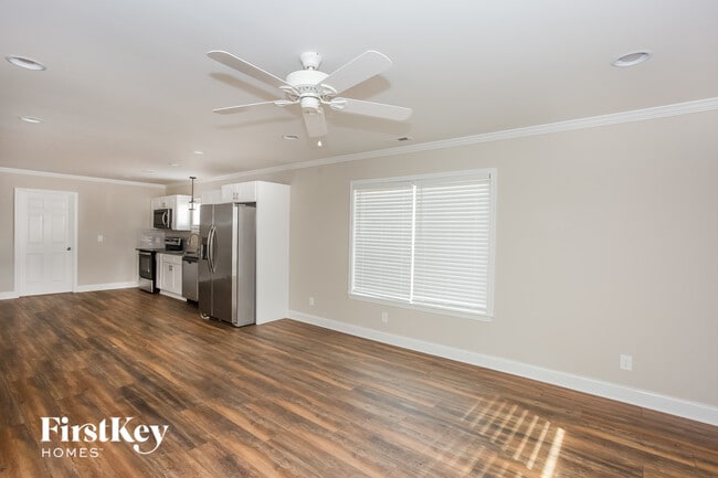 Photo - 621 E Mills Dr