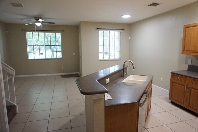 2030 Nassau Dr