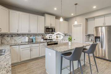 Photo - 923 112th Ln NE