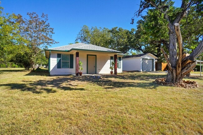 Building Photo - Updated 3 Bedroom in Azle