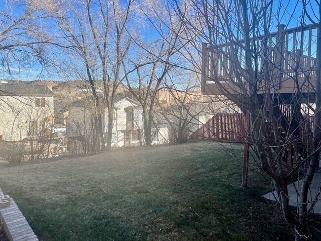 Photo - BEAUTIFUL MOUNTAIN SHADOWS 5BD HOME with A/C- Security Deposit Waiver Available