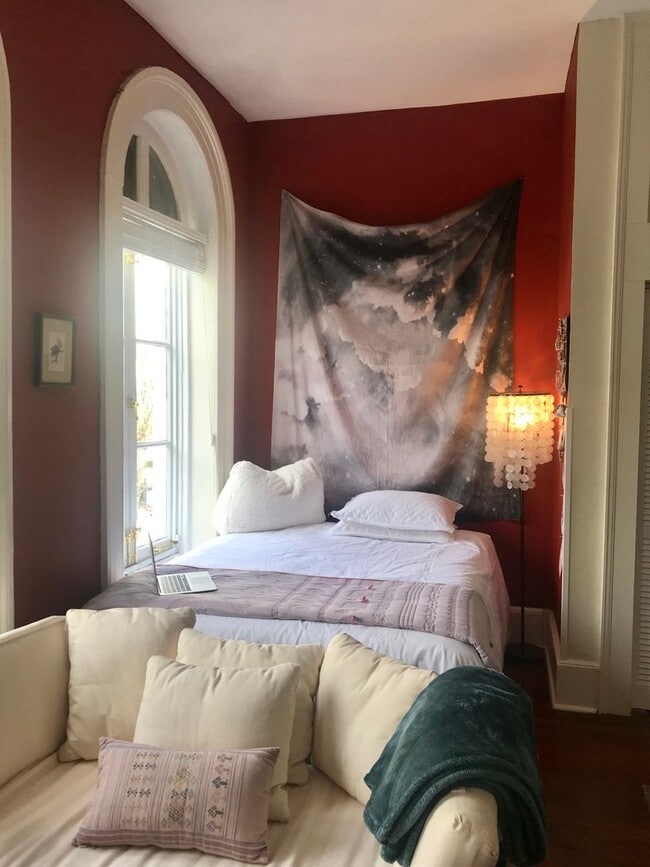 333 King St Unit B