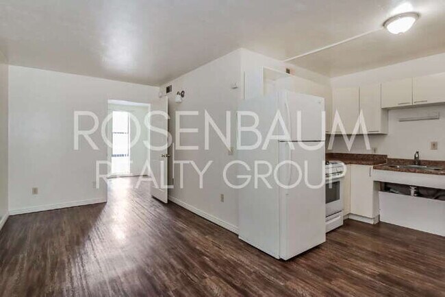 Photo - 770 N Dodge Blvd Unit 21