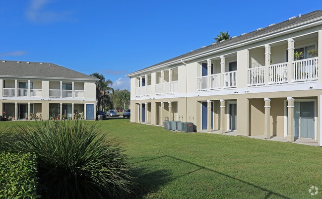 Apartments In Palm Bay Under 800