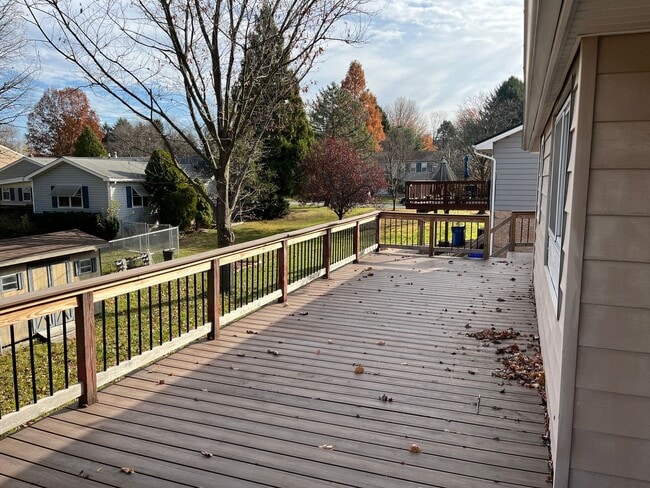Photo - 3435 Edenbridge Rd