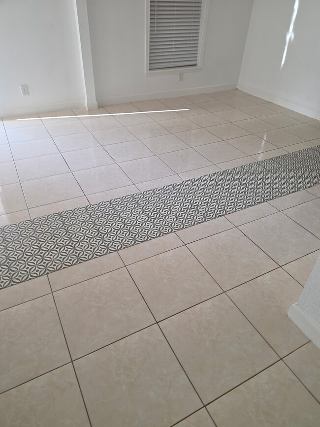Photo - 2206 Avenue M Unit C