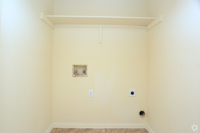 Washer/Dryer Connections