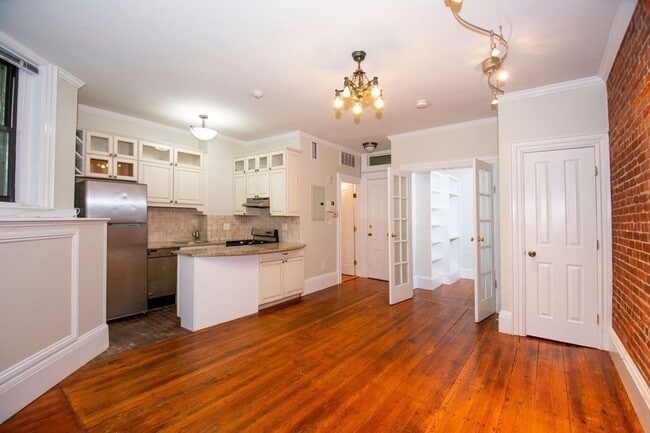 Photo - 189 Beacon St Unit 1
