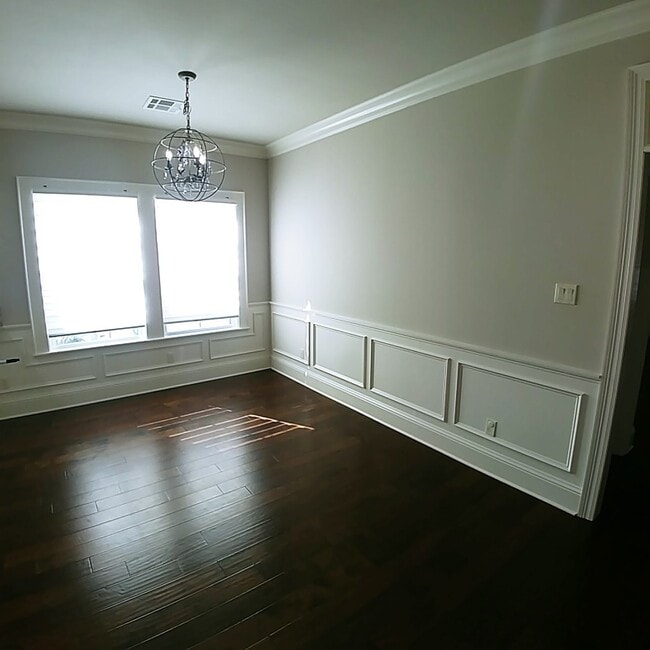 Photo - 104 Perfect Pl