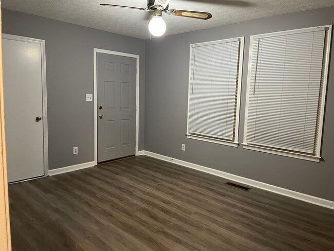 Photo - 107 Oliver St Unidad A