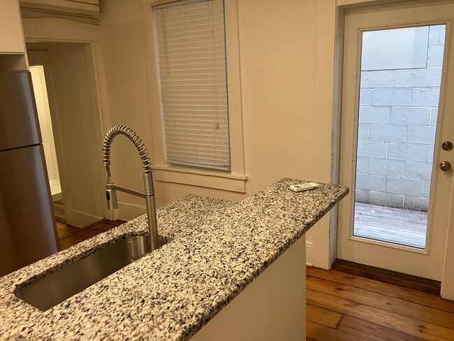 Photo - 26 E Vine St Unit Apt. 1