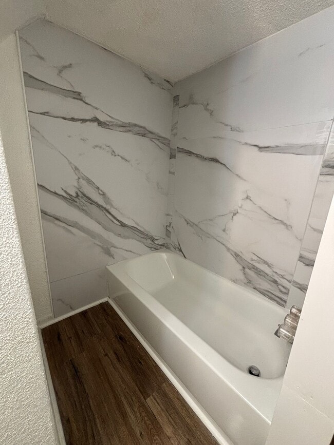 Photo - 6023 Summer St