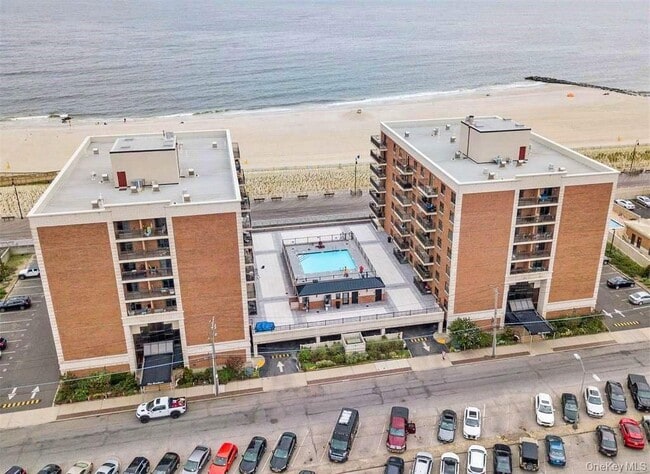 Photo - 230 W Broadway Unit 307