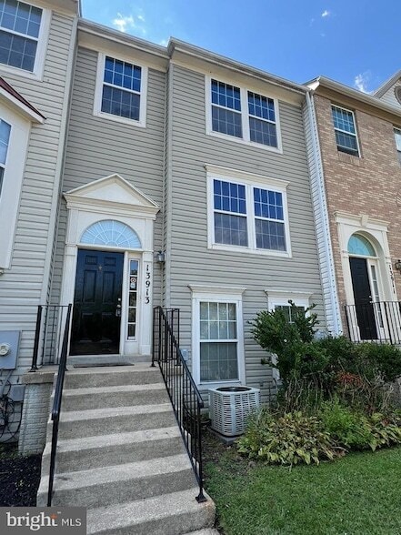 Building Photo - 13913 Bentwaters Dr Rental