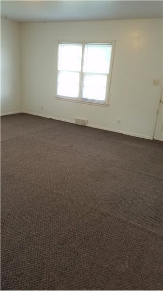 Photo - 124 Leversee Rd
