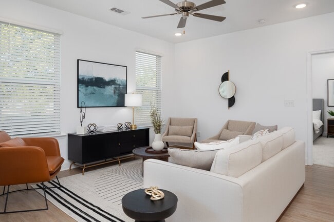 Photo - Hartman Hill