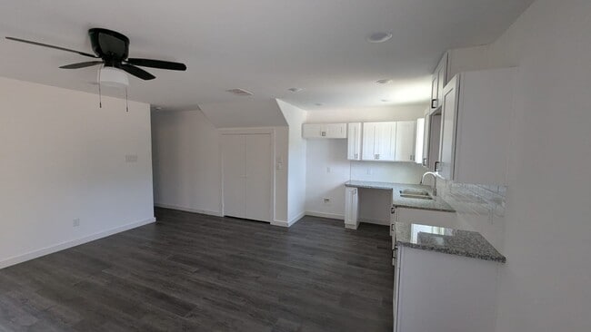 Photo - ? Modern 3-Bedroom Duplex with Open Layout ?