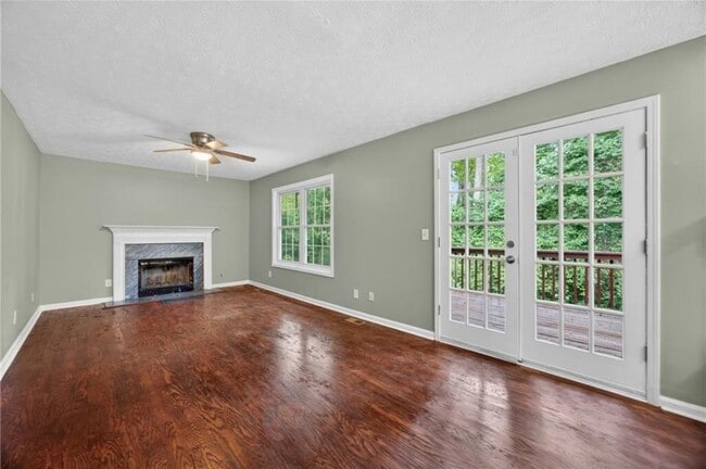 Photo - 1902 Woods Ct