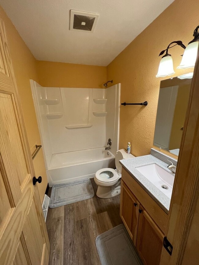 Photo - 7917-19 University Unit 7919 University Ave.