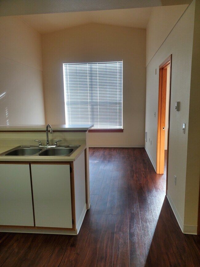 Photo - Trinity Court Apartments