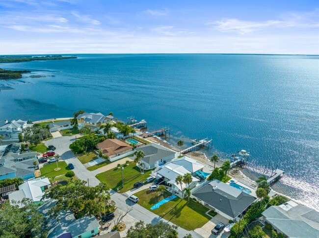 Photo - 1909 Gulfview Dr