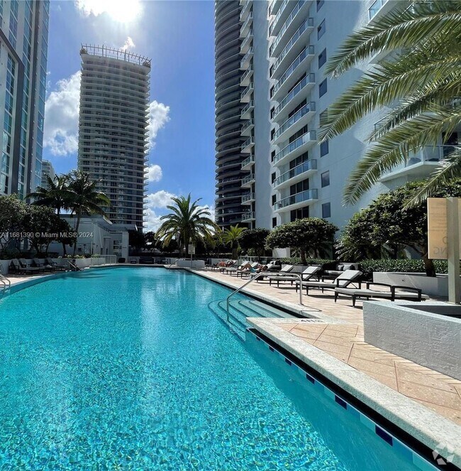 Building Photo - 1060 Brickell Ave Unit 1007 Rental