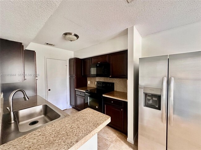 Photo - 815 Boynton Beach Blvd Unit 11-202