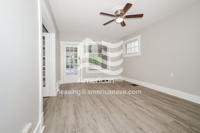 Photo - 1216 Dueber Ave SW
