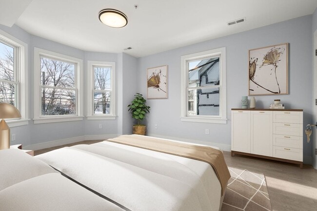 Photo - 4bed apartment in Waltham