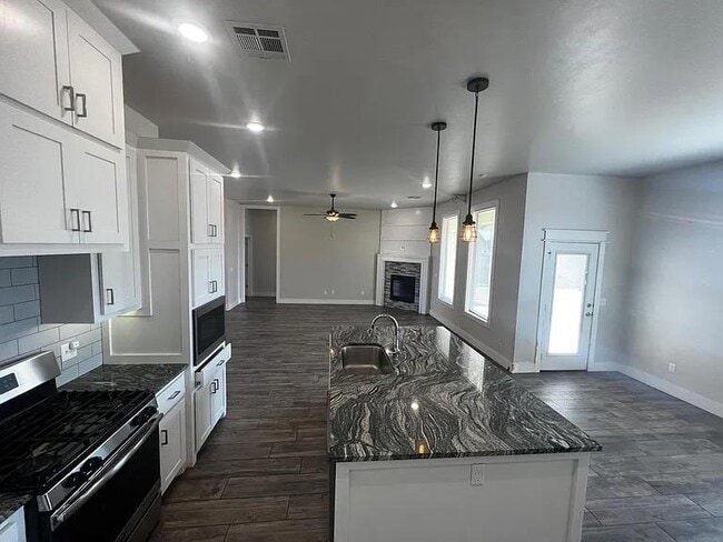 Photo - 8212 NW 151st St