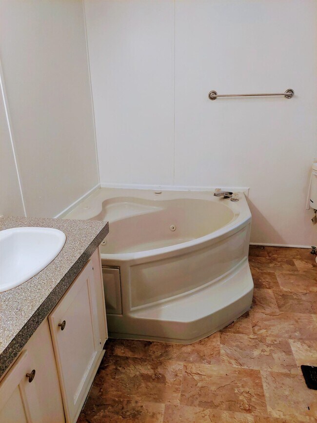 Photo - 5952 Deer Park Cir