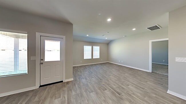 Photo - 4200 Colt Dr