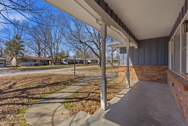 Photo - 2308 S Hampton Ave