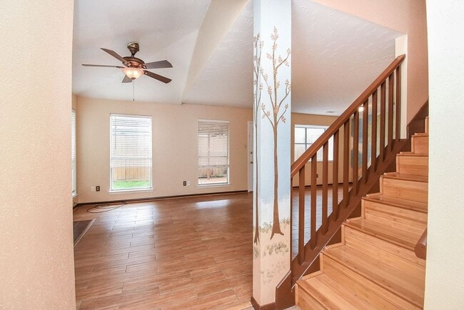 Photo - 7822 Greenedge Dr